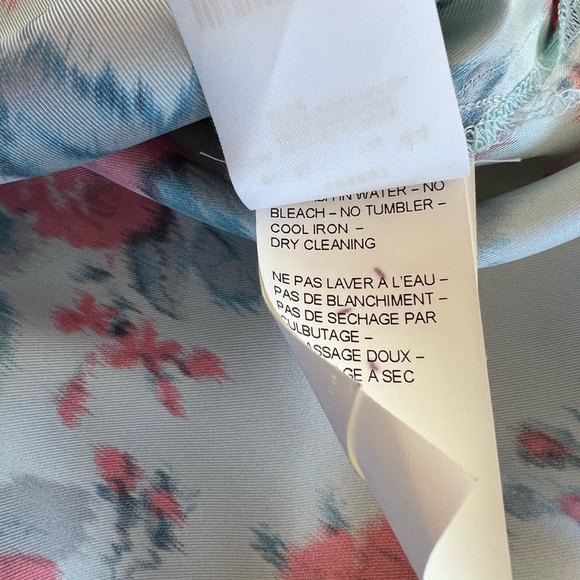 MSGM 100% SILK GORGEOUS FLORAL BUTTON UP BLOUSE - MADE IN ITALY - Picture 13 of 14